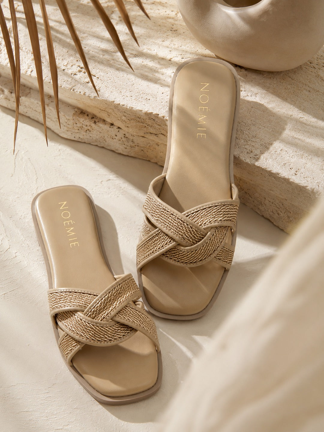 Élodie Woven Slides